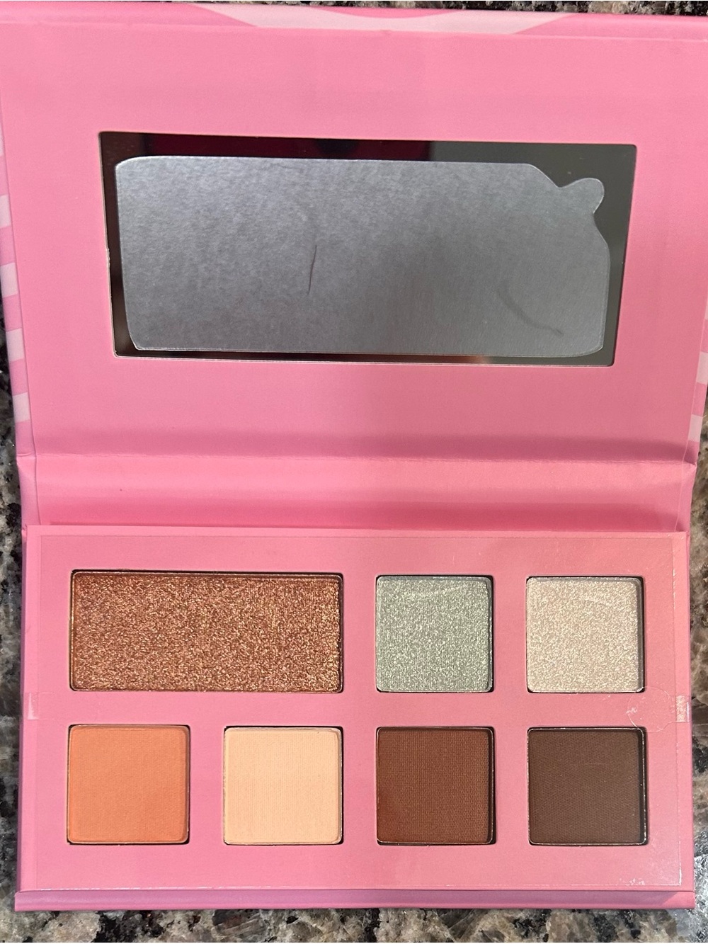 RealHer Pink Eyeshadow Palette - Wave Design